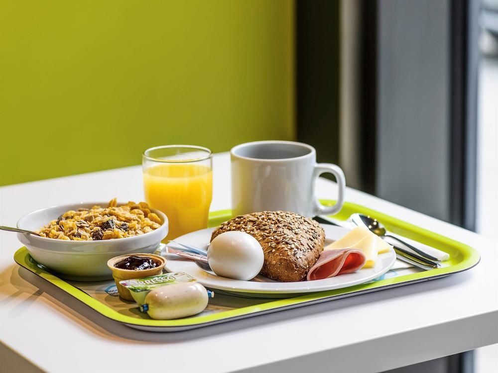 Ibis Budget Rennes Route De Saint Malo Montgermont Buitenkant foto