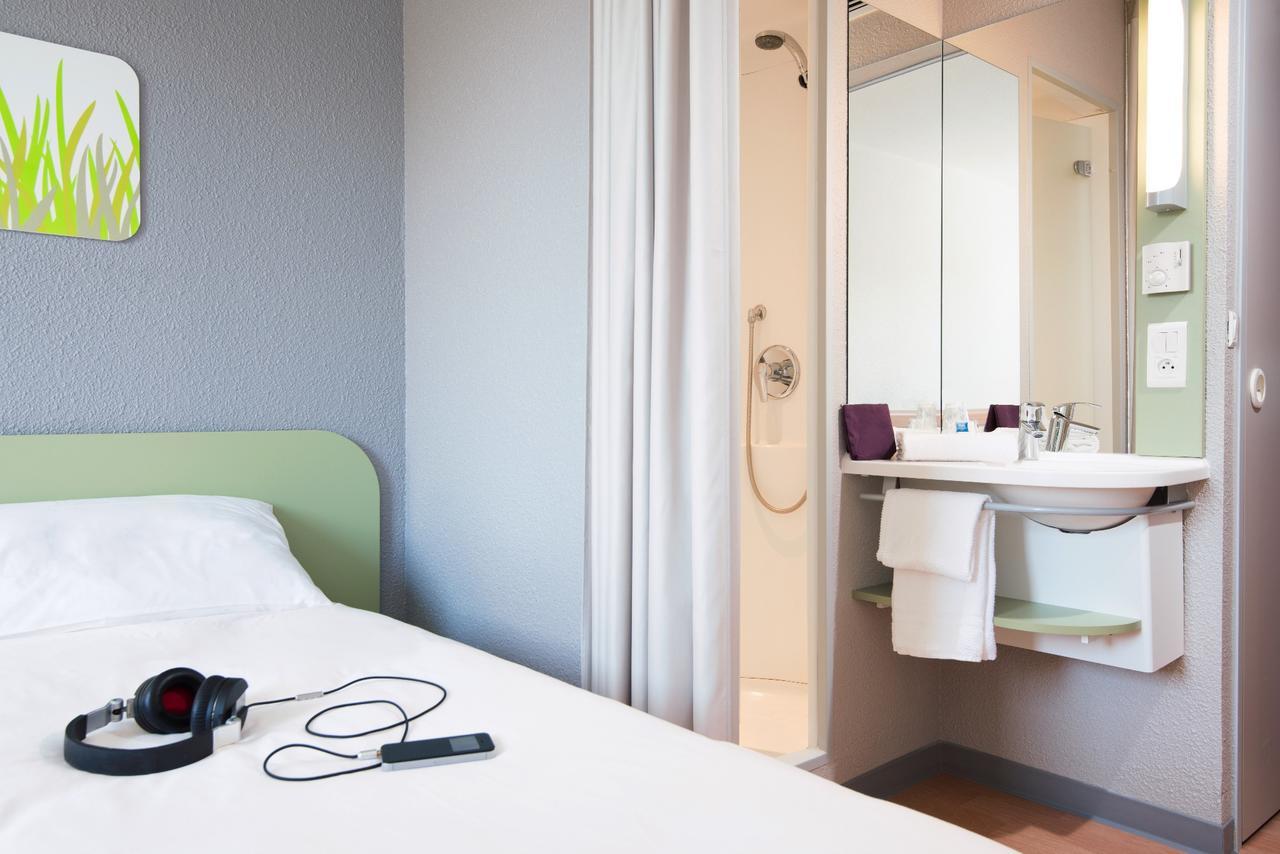 Ibis Budget Rennes Route De Saint Malo Montgermont Buitenkant foto